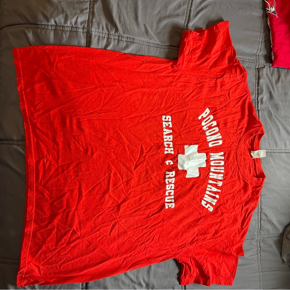 Pocono Mountains lifeguard tee